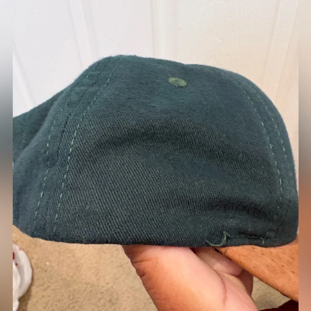 Vintage 90’s Tweety Bird Warner Bros. Kids Snap Back Hat Suede Structured Visor